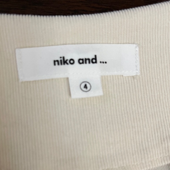Niko And... Women's Ivory Corduroy Relaxed Japanese fashion top blouse Sz 4 (L) - Picture 9 of 11
